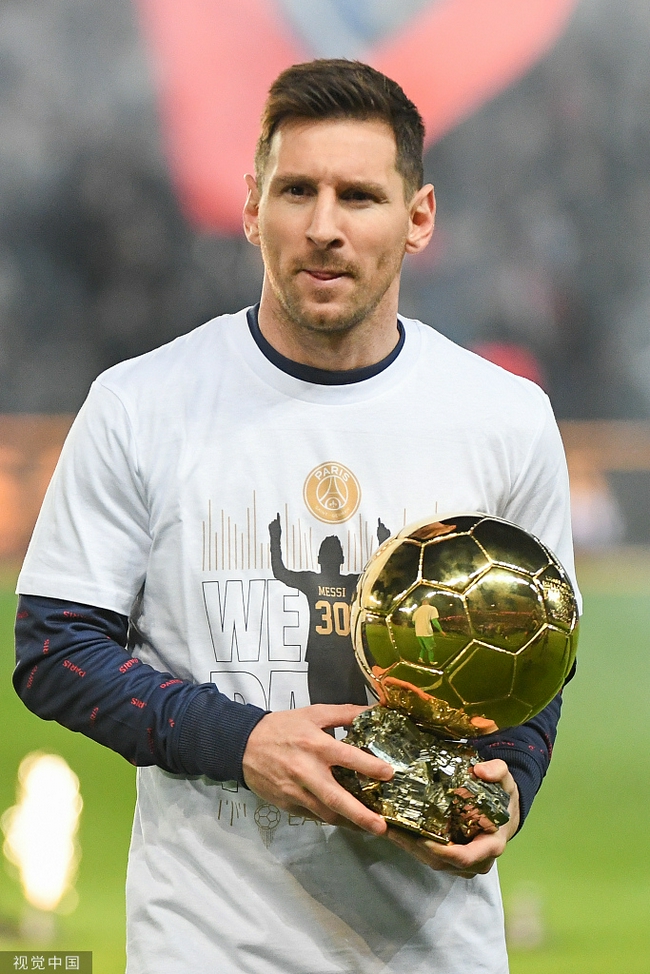 如此迎来职业生涯世预赛谢幕战？C罗国家队生涯首次染红（就此告别世预赛？C罗国家队生涯首次染红）