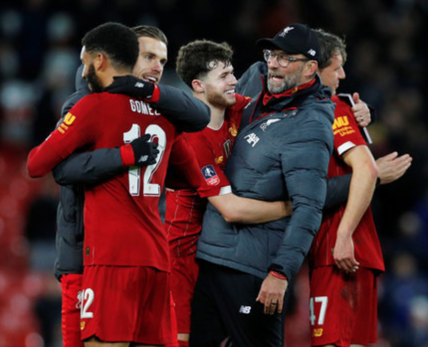 记者：阿坎吉因流感缺席训练，球员身体状况将于明日进行评估（阿坎吉因流感缺席训练，身体状况将于明日评估）