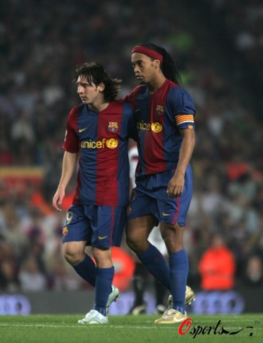 英超第16轮裁判选派：鲍森执法利物浦vs布莱顿（英超第16轮裁判安排：鲍森主哨利物浦对阵布莱顿）