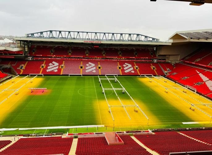 申花客战广岛三箭：吴曦领衔，米内罗、阿马杜、路易斯首发（申花客场挑战广岛三箭：吴曦率队，米内罗、阿马杜、路易斯先发）