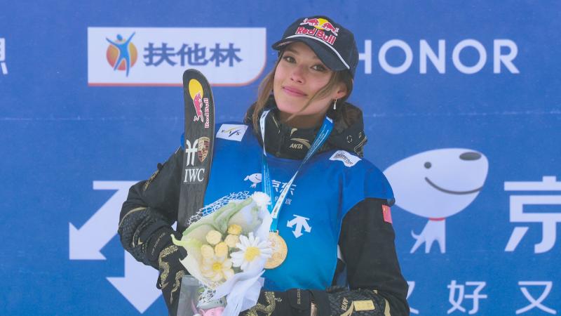 金童奖系列奖项：杜埃获金童奖，皮奥获意大利金童奖（金童奖各项归属：杜埃加冕金童，皮奥斩获意大利金童）