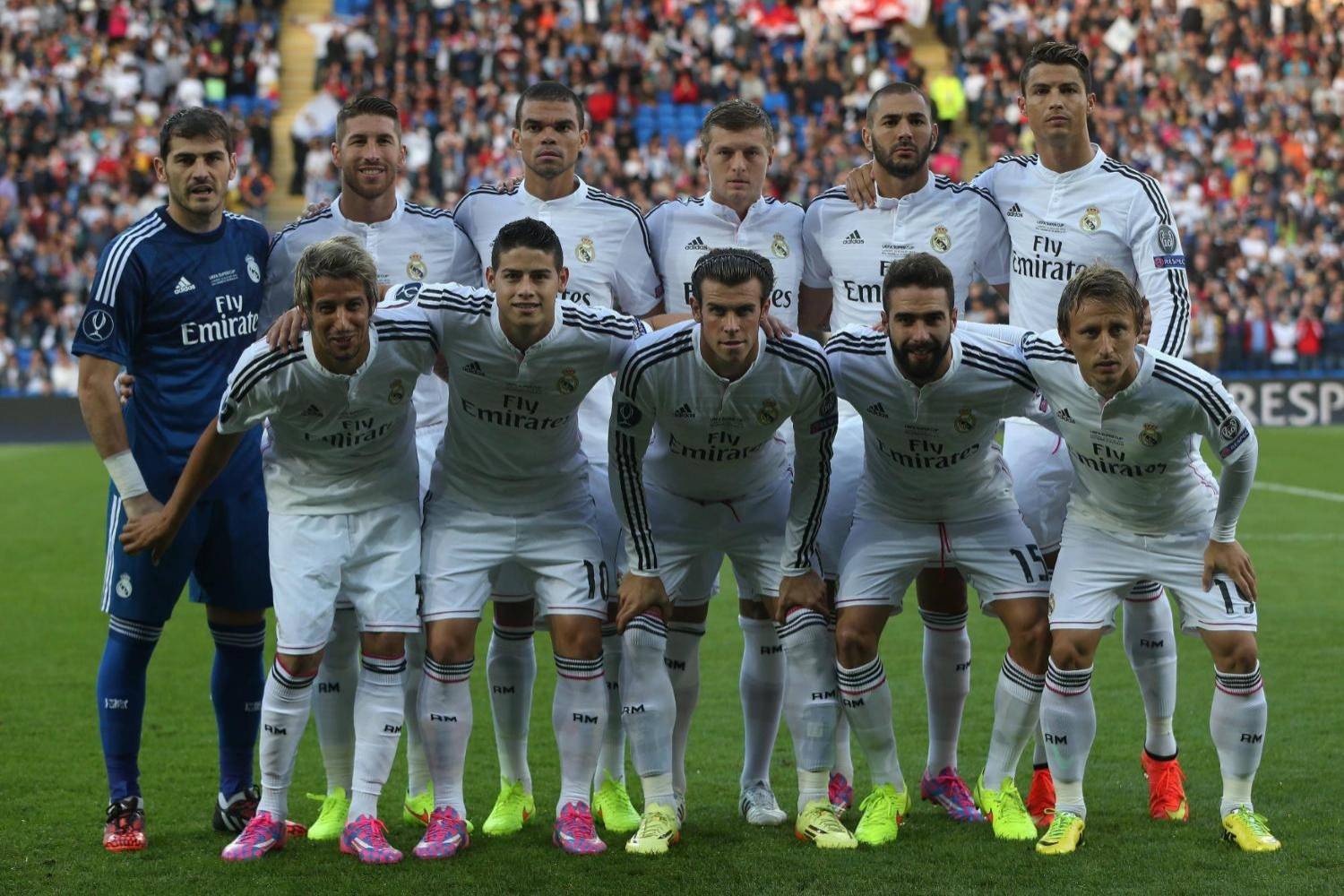 球星打到对手完全没有办法（球星火力全开，令对手束手无策）