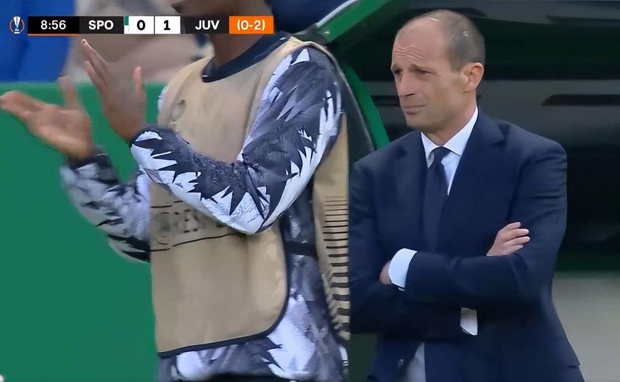 球队取胜后送亚泰降级，海牛球迷在退场时高喊“亚泰降级啦”（海牛取胜致亚泰降级，退场球迷齐声喊“亚泰降级啦”）