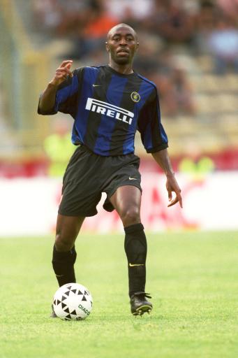 林诗栋与王楚钦，2025国际乒联世界第一排名的交替变化（2025年国际乒联世界第一更迭：林诗栋与王楚钦的交替登顶）