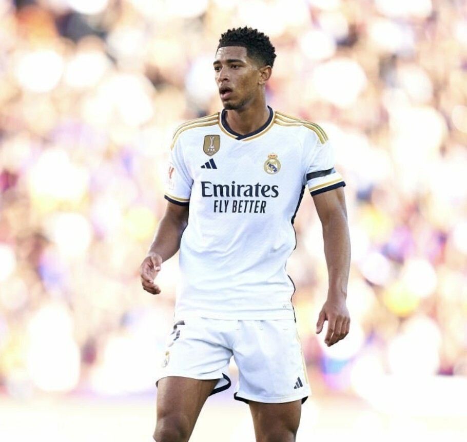 梅西的偶像艾马尔，他的足球水平到底有多强？（梅西崇拜的艾马尔，球技究竟有多强？）