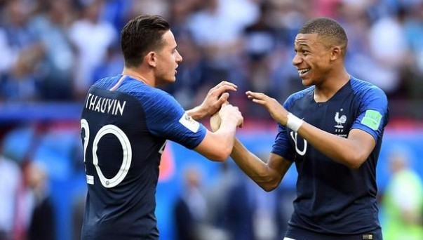 山东泰山面临大规模阵容调整，两位外援或被清洗，一名球员恐成沉重包袱（山东泰山酝酿大规模人员调整，两外援或离队，一将恐成球队重负）