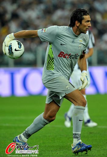 马竞公布对阵赫罗纳大名单：格列兹曼领衔，略伦特复出（马竞战赫罗纳名单出炉：格列兹曼领衔，略伦特归队）