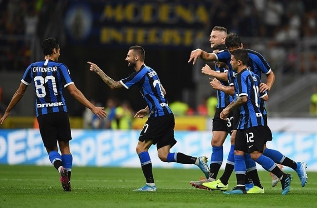 切利克：为罗马效力非常开心；续约？会等到合适的时间再谈（切利克：在罗马踢球很开心，续约将择机再谈）