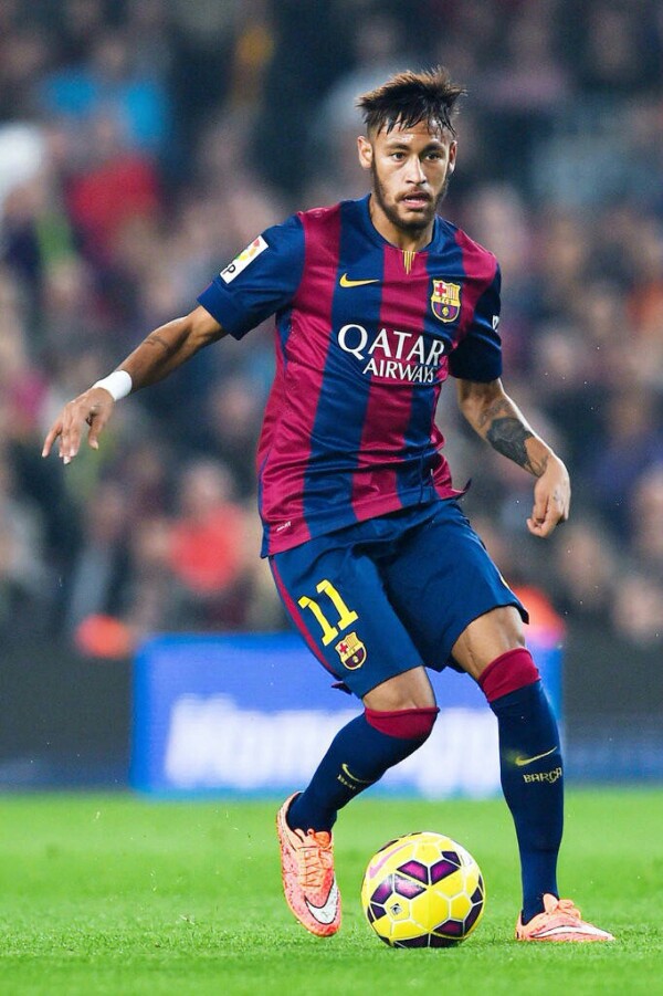 国米意甲对阵科莫10连胜，近6场全部零封取胜创纪录（国米意甲对科莫豪取10连胜，近6战全部零封创纪录）