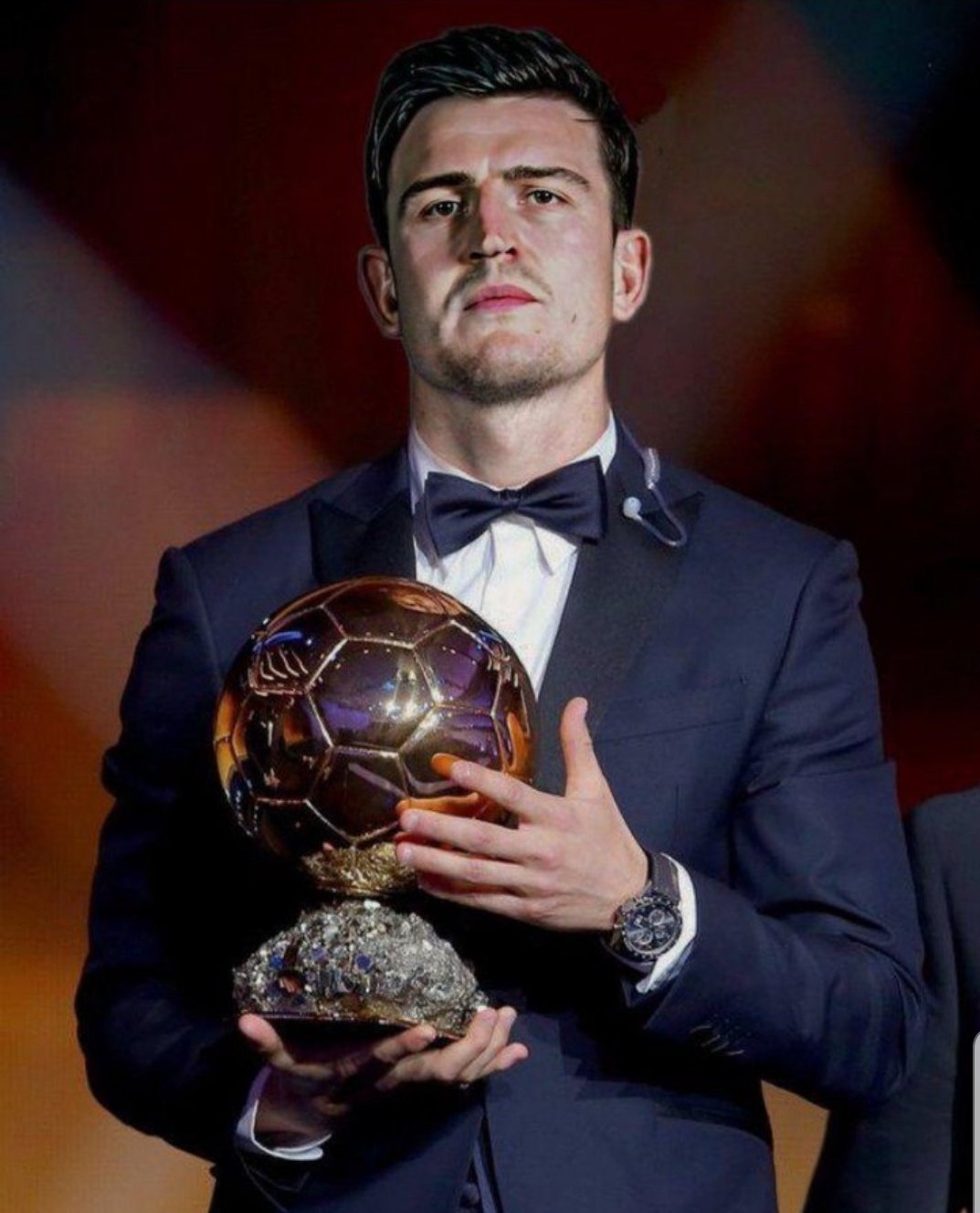 英超积分榜：枪手曼城维拉排名前三，水晶宫获胜升至第四，